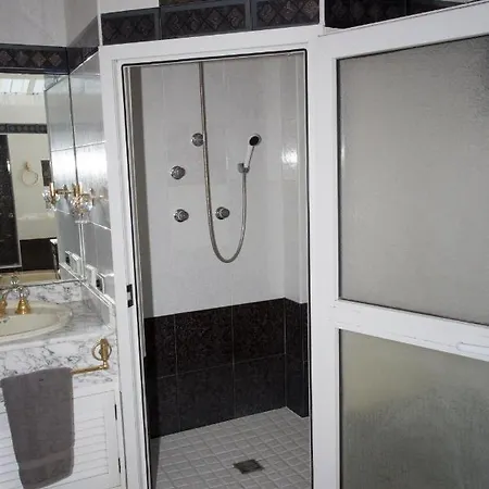 Kır Evi El Chaparro Junto A La Venta El Loro *